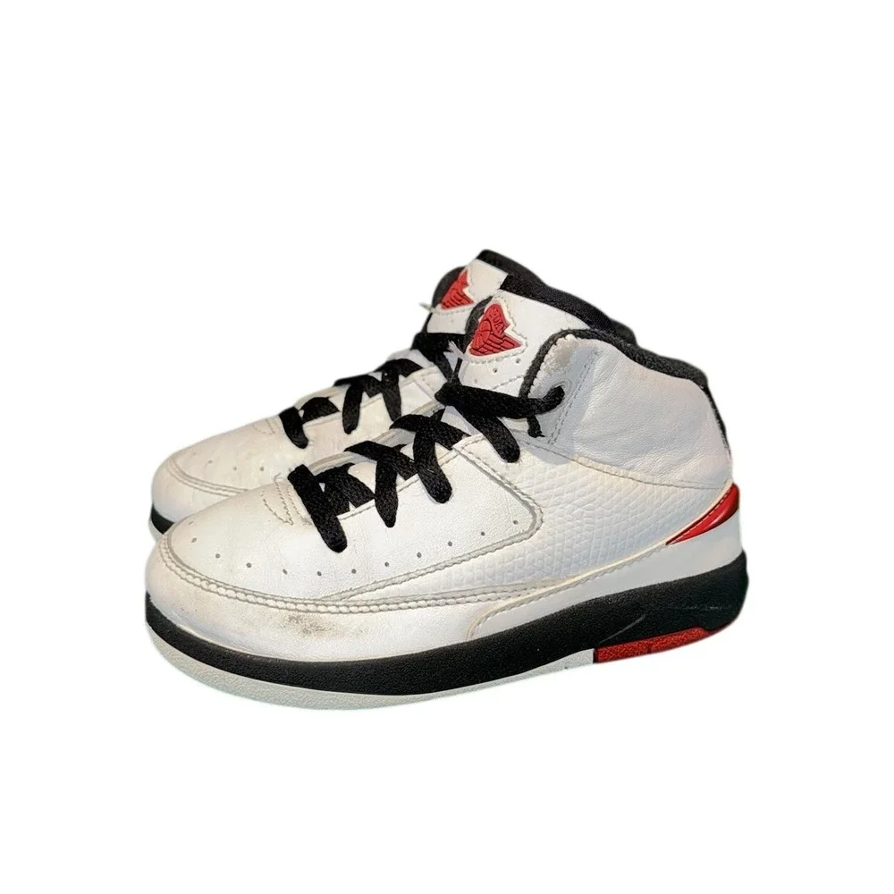 Nike Air Jordan 2 Retro Chicago White Red Black Toddler Shoes 9C‎ DQ8563-106